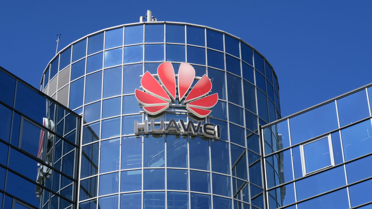 Huawei ปฏิเสธอ้างว่ามันคัดลอกโมเดล Qwen AI ของอาลีบาบาสำหรับ“ Pangu Pro”