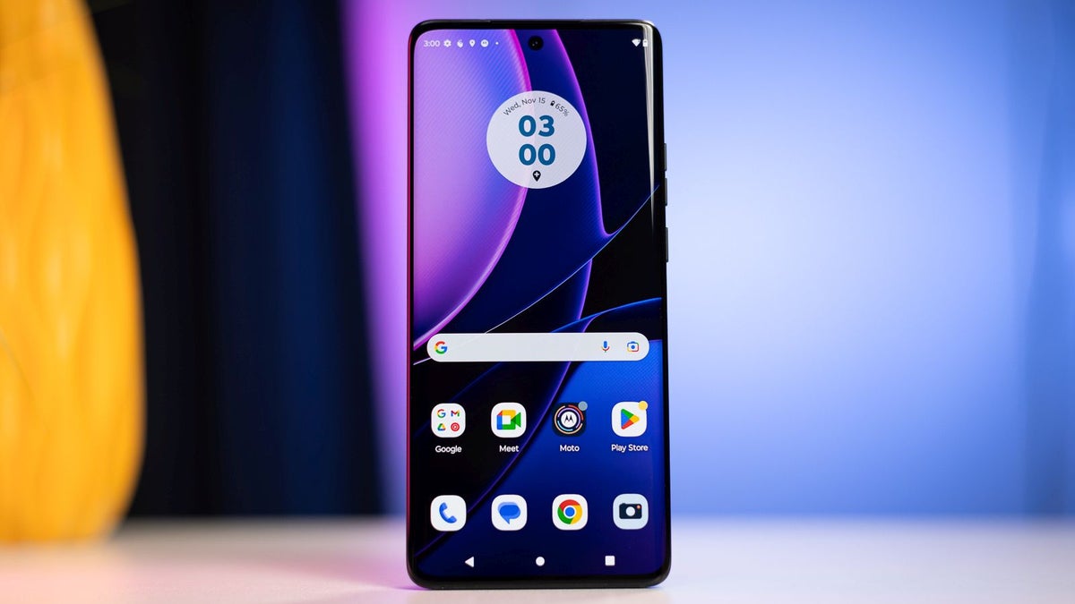 มันเป็นปี 2025 แต่ฉันเชื่อว่า Motorola Edge (2023) เป็นไปไม่ได้ที่จะลดลงในราคาที่ไร้สาระนี้