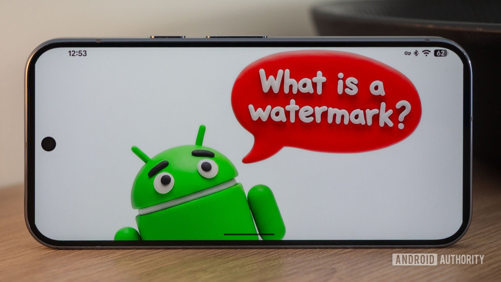 เป็นเรื่องง่ายอย่างน่าประหลาดใจที่จะลบลายน้ำ Digital AI ของ Google บน Pixel 10