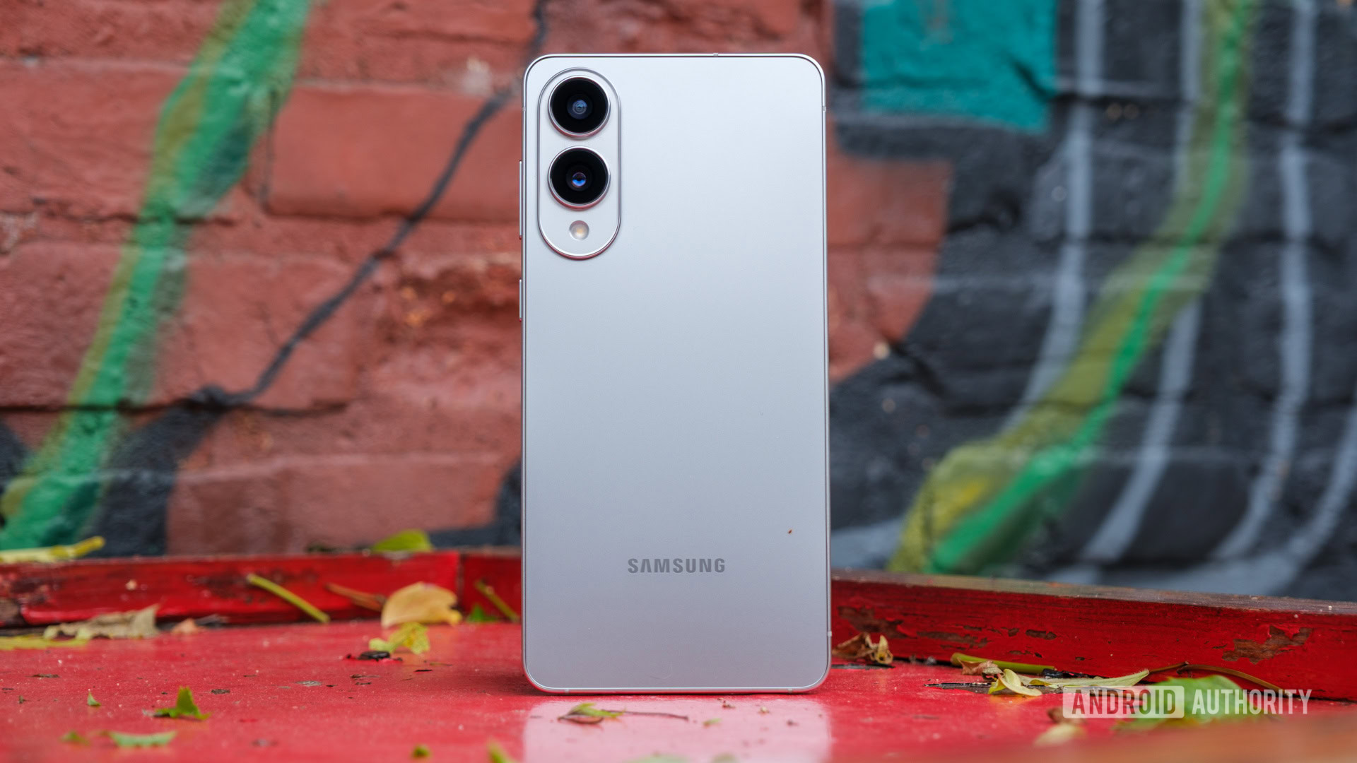 Dapatkan Samsung Galaxy S25 Edge dengan harga terendah sebelum kesepakatan berakhir!